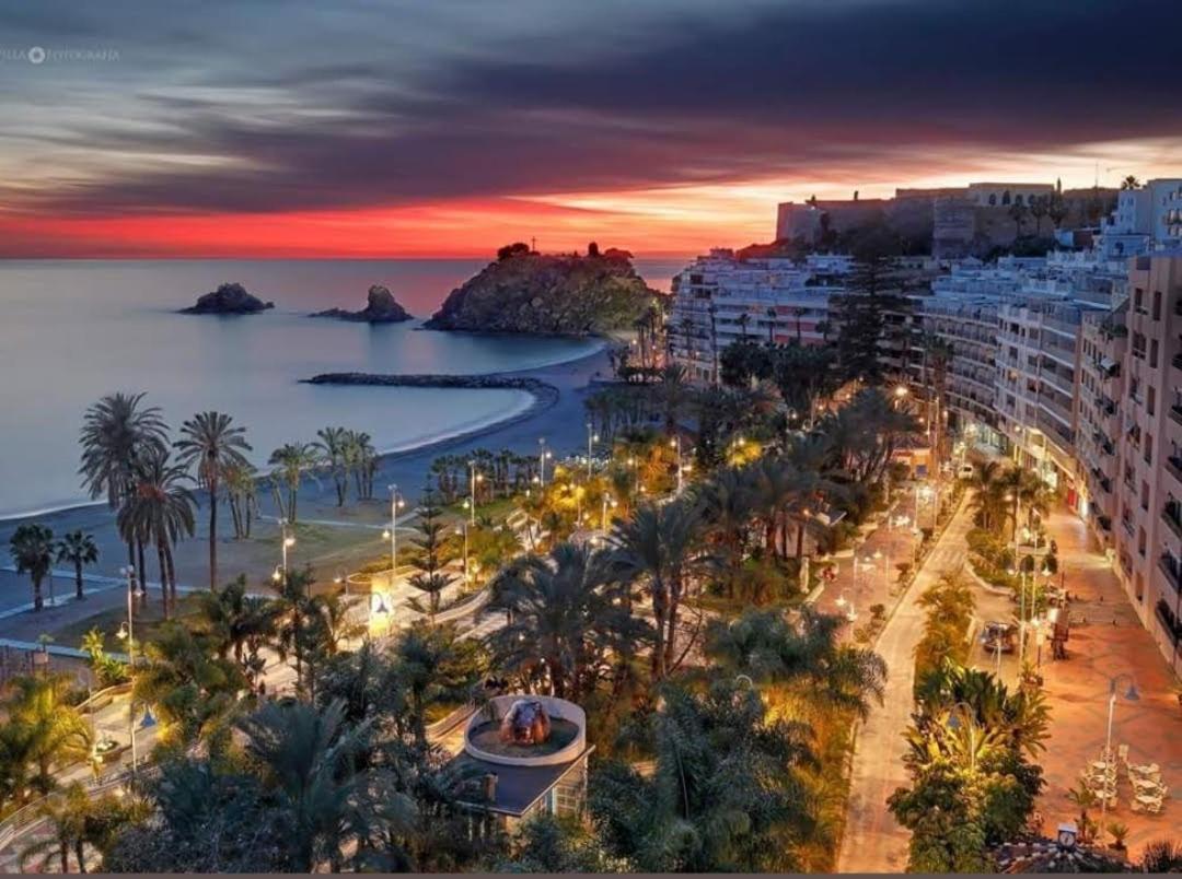 Apartamento Con Encanto Y Preciosas Vistas Junto A La Playa Almuñécar Eksteriør billede